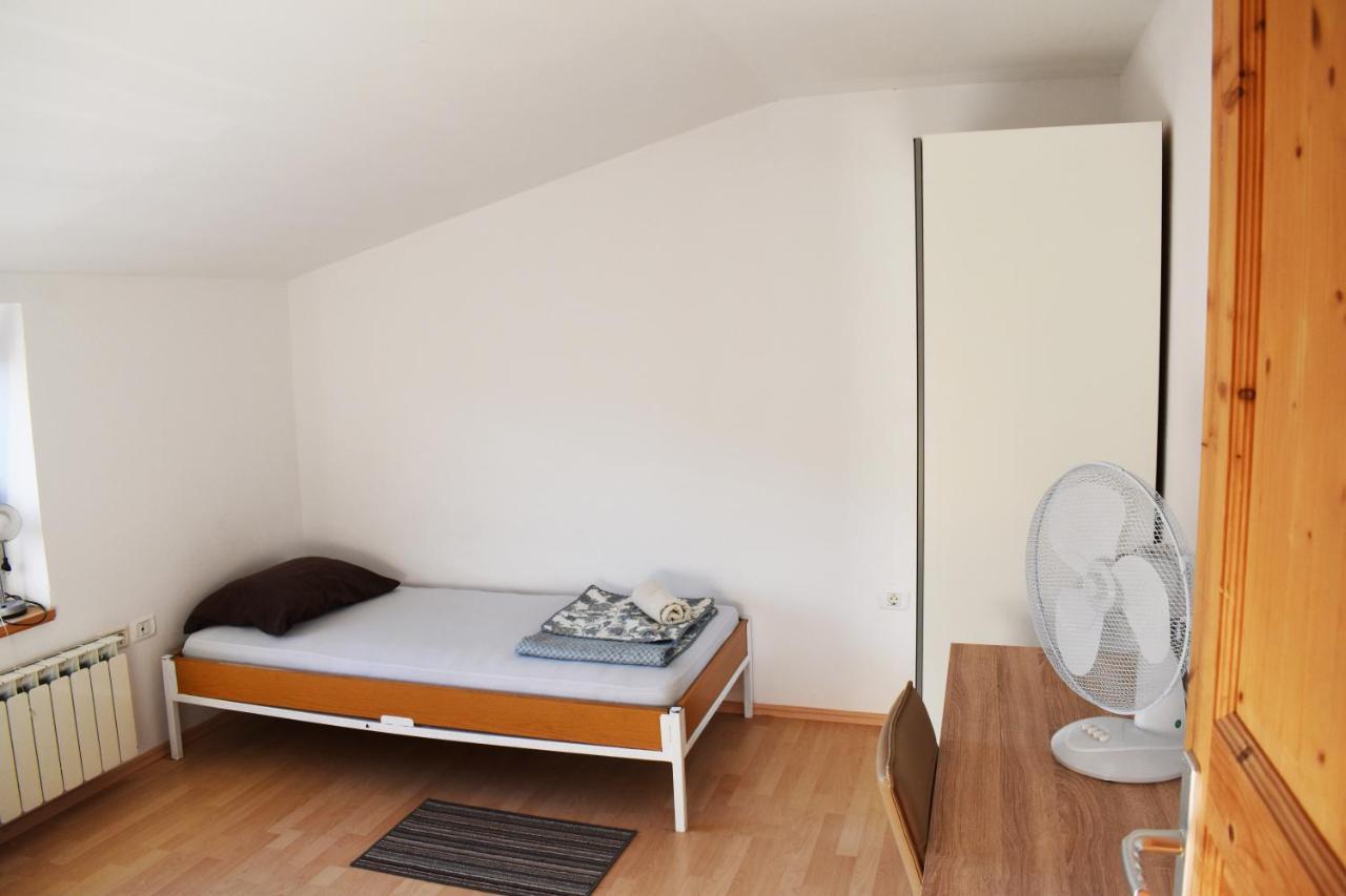 איזולה Rooms Busija מראה חיצוני תמונה