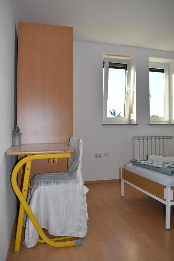 איזולה Rooms Busija מראה חיצוני תמונה