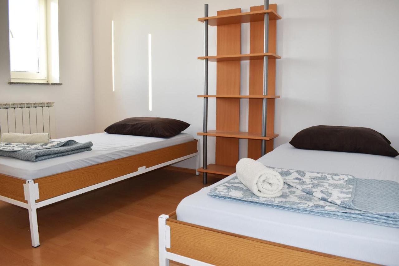 איזולה Rooms Busija מראה חיצוני תמונה