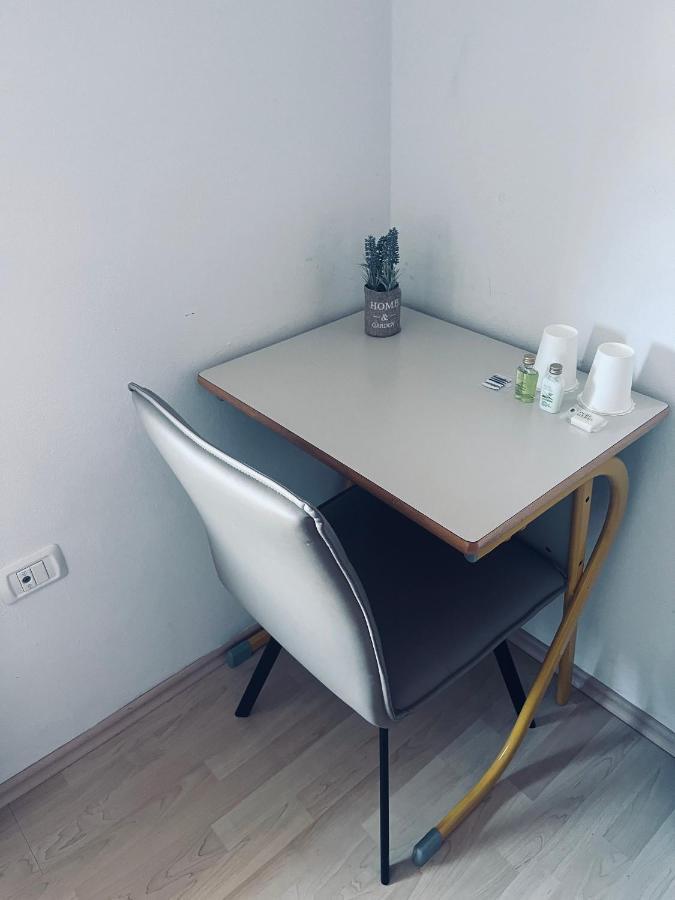 איזולה Rooms Busija מראה חיצוני תמונה
