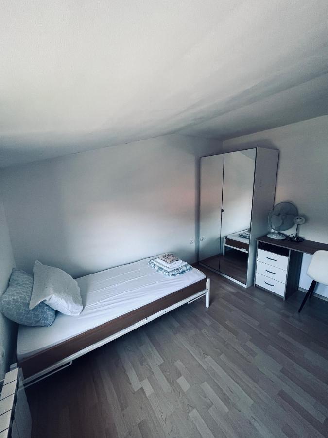 איזולה Rooms Busija מראה חיצוני תמונה